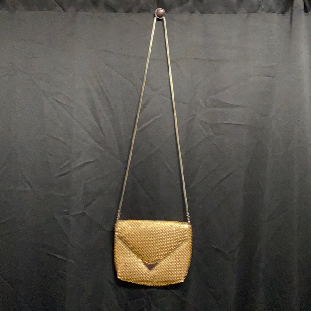 Beautiful vintage gold chain mail purse